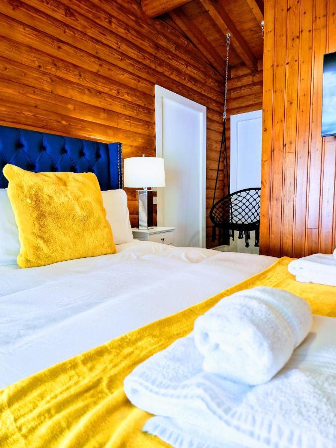 Kaoglen Apollo-hot Tub-cairngorms-pet Friendly