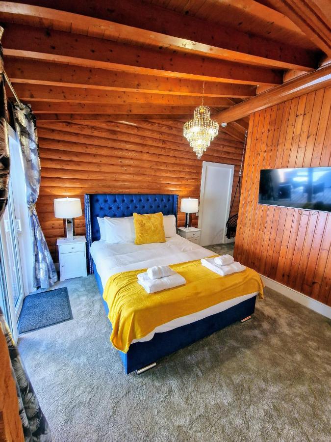 Kaoglen Apollo-hot Tub-cairngorms-pet Friendly *
